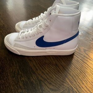 Nike Blazer mid’77 big kids